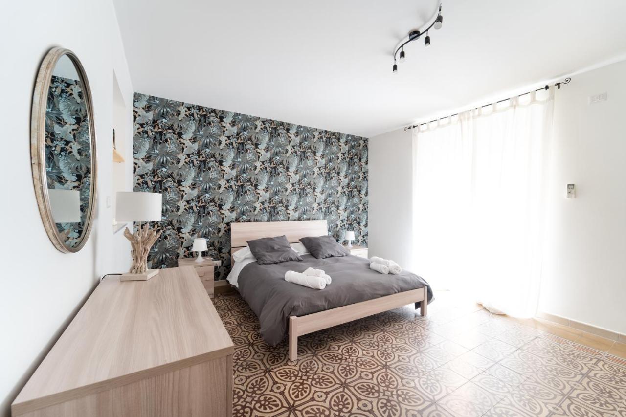 Historic Center Apartment - Catania Stays エクステリア 写真